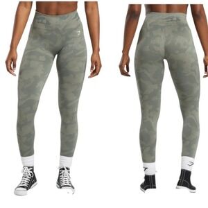 Gymshark Camo Seamless Leggings Women's Olive Green Athletic Workout‎